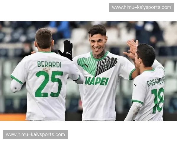 绿与蓝的交响：萨索洛与恩波利意甲赛场上的绿茵故事